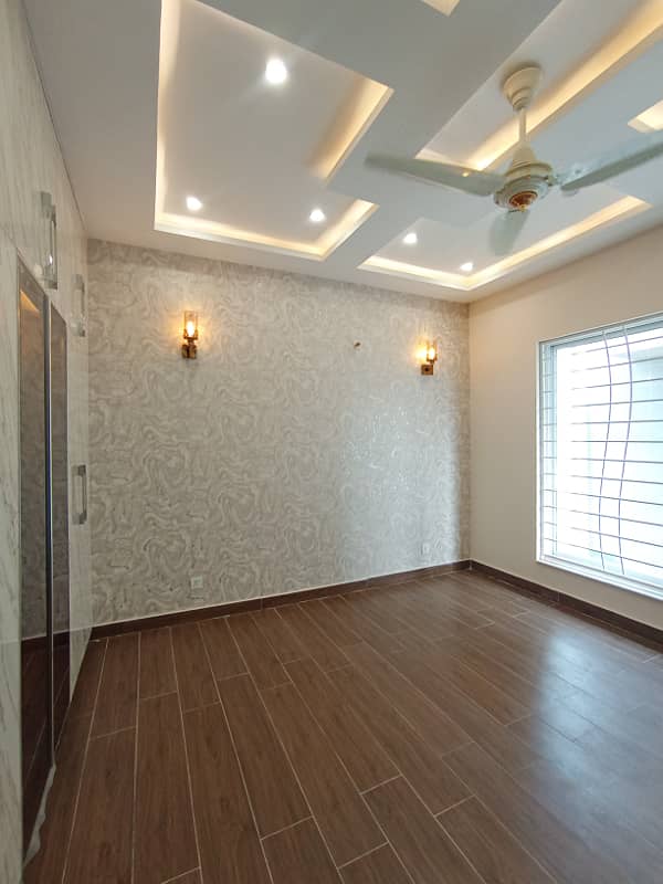 5 Marla Most Sturdy House Available for Rent in DHA Lahore 7