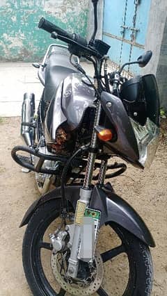 YBR 125 0