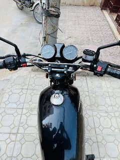 Suzuki gs 150