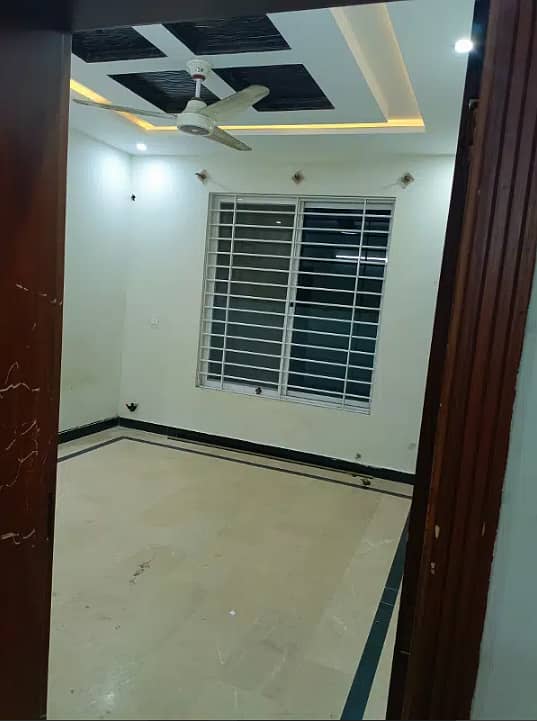 10 Marla House For Rent In Johar Town For Family And Office Near Market And All Facilities 7