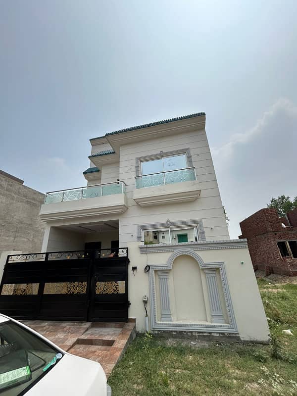 5 Marla Lavish House Is For Sale In Khayaban E Amin Block L 0