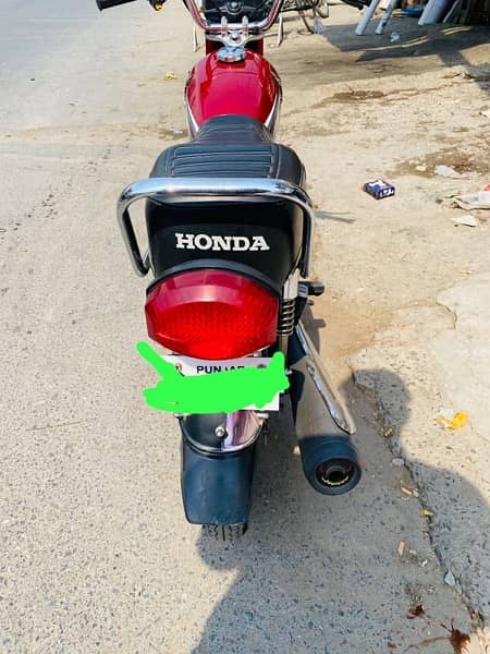 CG Honda 125 bike red colour am selling 0