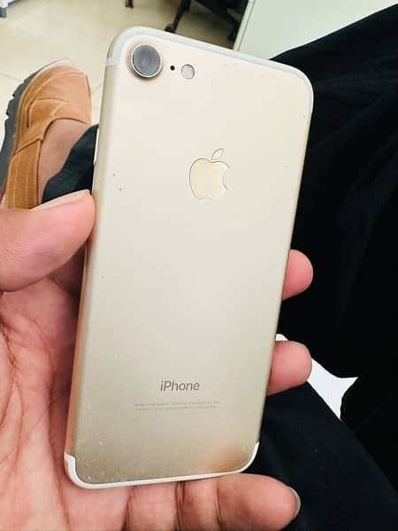 iPhone 7 32GB Gold PTA Approved 6