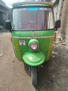 rikshaw all ok he koi kaam nae hone wala 3no tyre new battery new 0