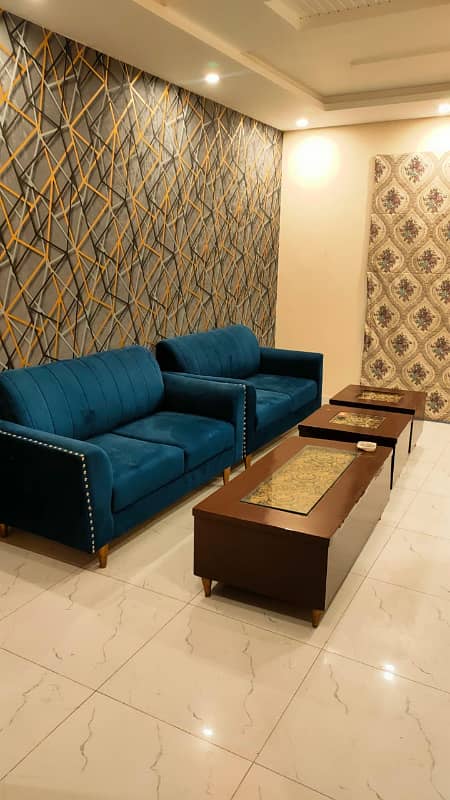 1 BED FURNISHED FLAT FOR SALE IN SECTOR E HOT LOCATION BAHRIA TOWN LAHORE 2