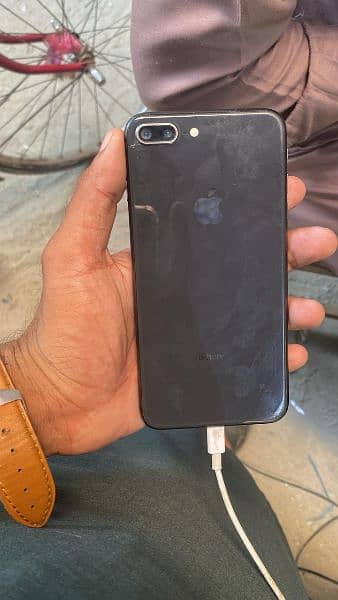 Iphone 8plus non pta 64 Gd 3