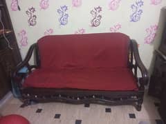 wood sofa set , 5 seater for sale urgent