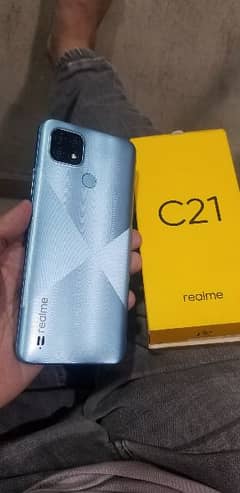 Realme C21