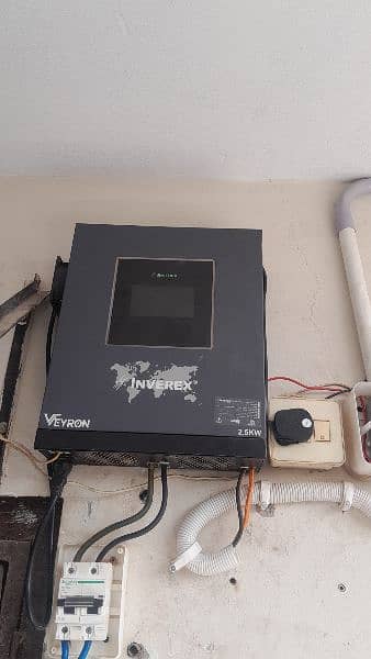 inverex solar hybrid inverter 1