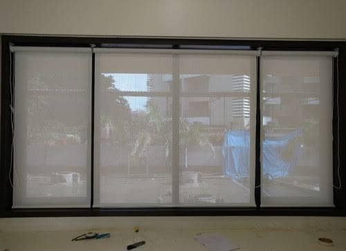 window blinds Roller blinds for offices - easily to install and use 16