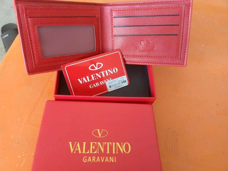 Valentino garavani 0