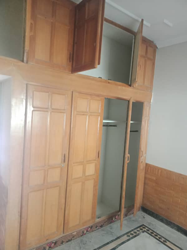 Upper portion for rent in g11 2