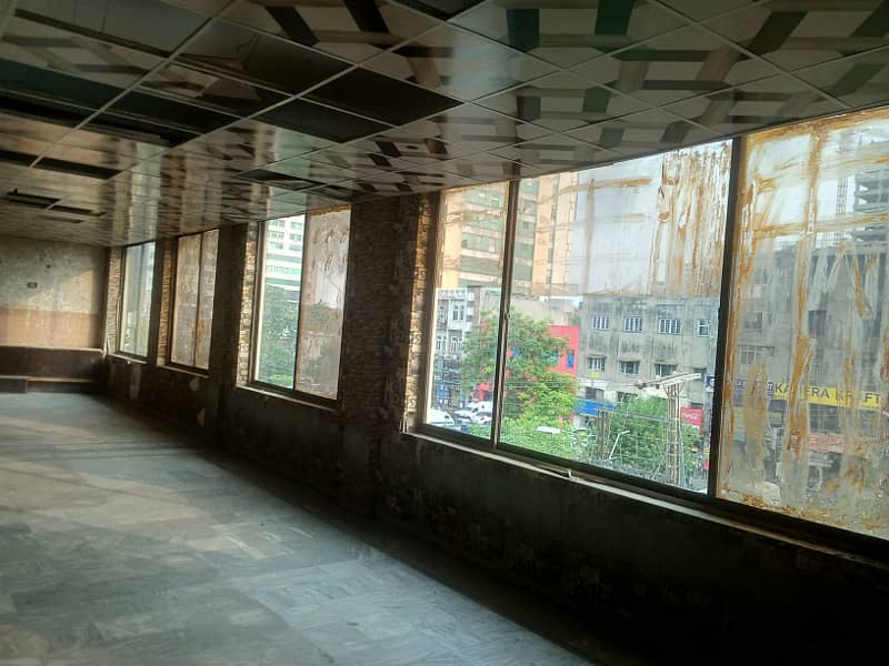 gulberg 2nd floor 1500 sqft Hall for rent 2