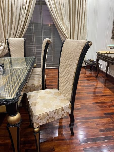 8 chairs luxury dining table with glossy base with glass 3