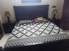 King size bed with 2 side tables