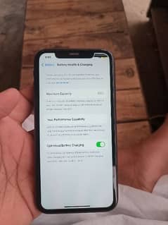 iphone 11 (64 gb non pta factory unlocked)