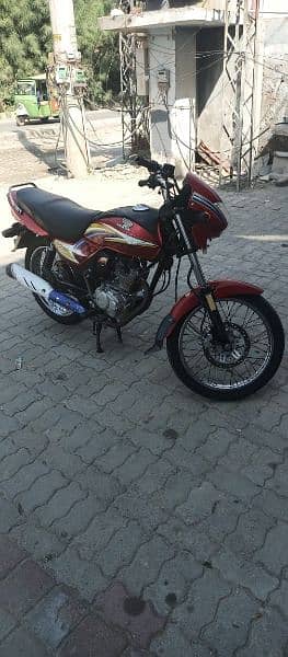 Honda 125 Deluxe 5