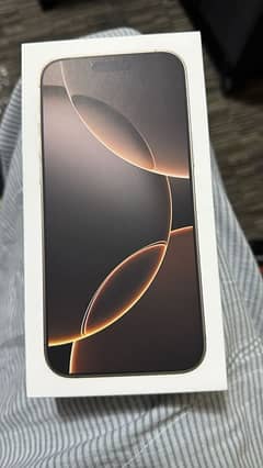 iPhone 16 Pro Max 1 TB Desert Titanium