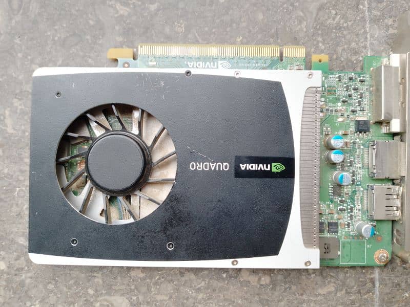 Nvidia Quadro 2000 DDR5 1GB 0