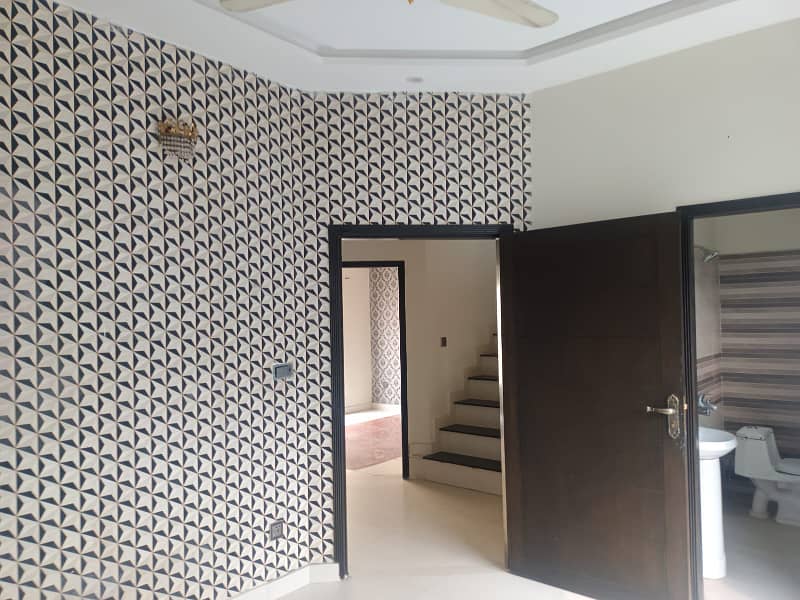 4 marla house for sale in paragon city lahore 5