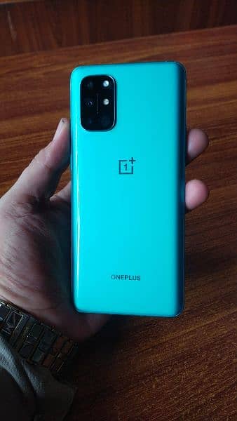 one plus 8t 1