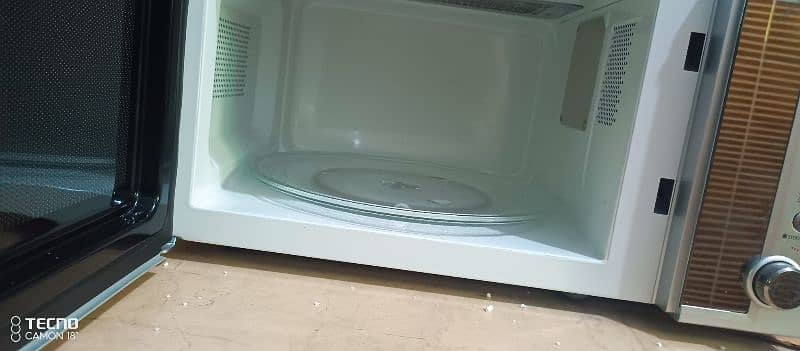 Unused box pack microwave oven 3