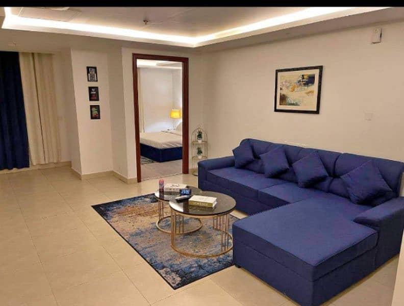 One bed luxury apartment for short stay like(3to4)hours in bahria town 1