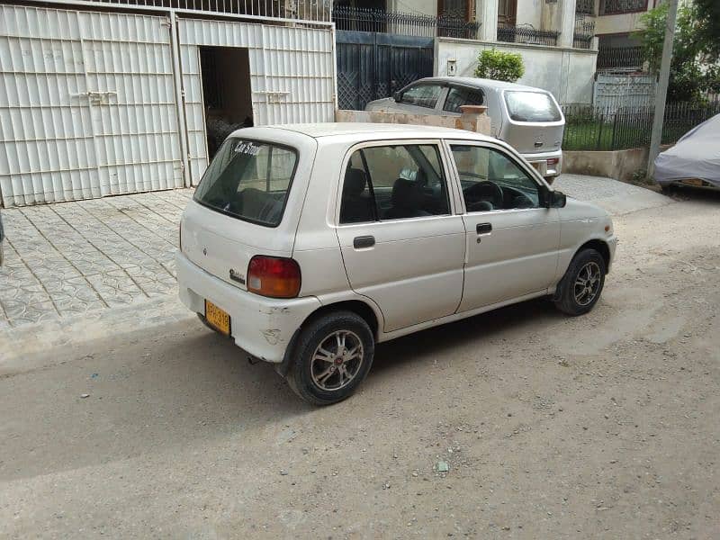 Daihatsu Cuore 2007 3