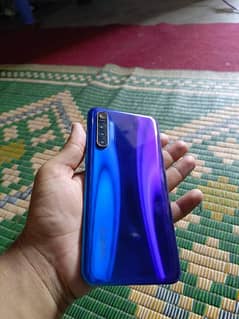 realme XT