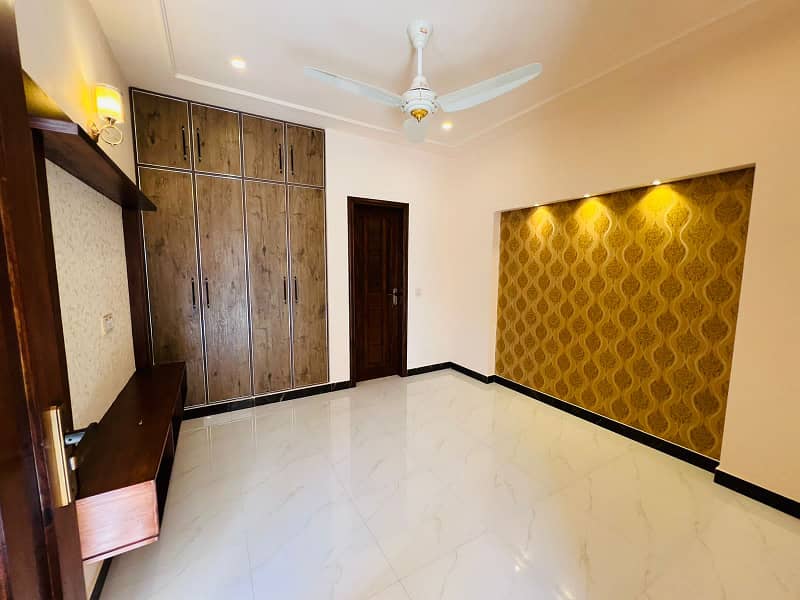 10 Marla Brand New Spanish Design Bungalow For Sale In Lake City Lahore 6