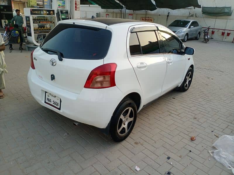 Toyota Vitz 2005 4