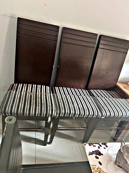 6 seater Dinning Table for sale 1