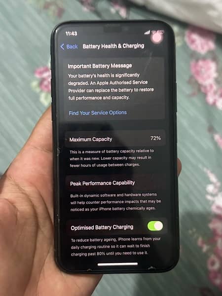 Iphone 11Pro 64gb with box Pta Approved and 10/9.5 condition 4