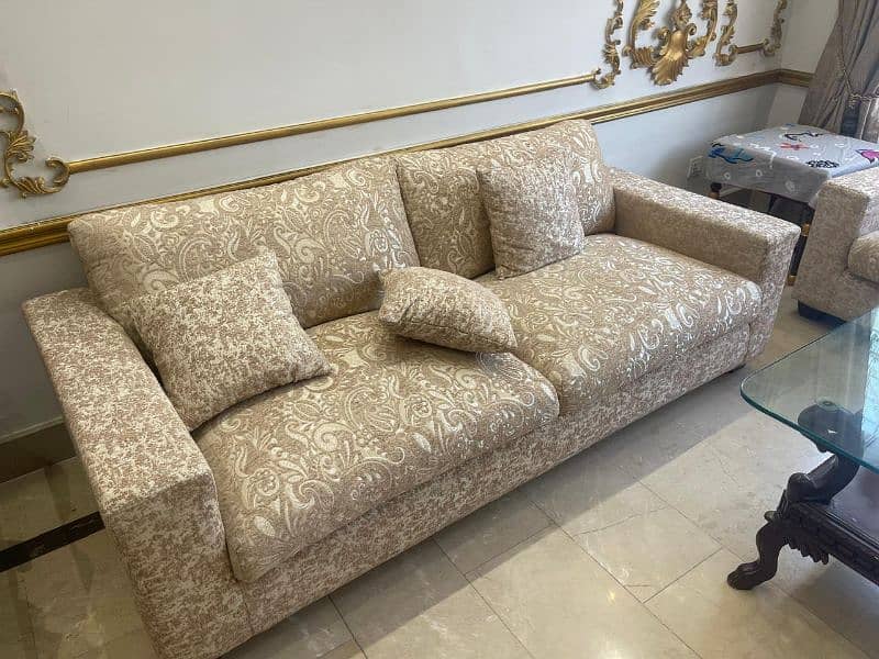 JUST LIKE BRAND NEW SOFA SET FOR SALE 0