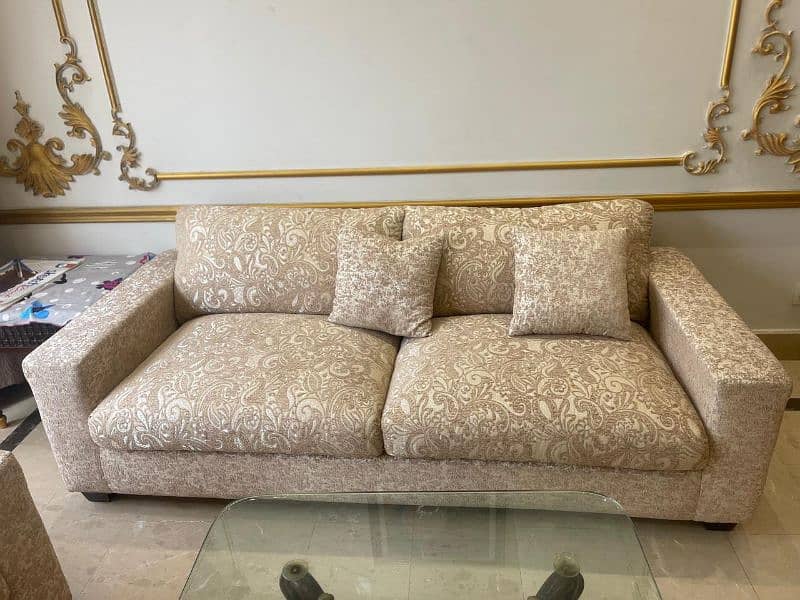 JUST LIKE BRAND NEW SOFA SET FOR SALE 4