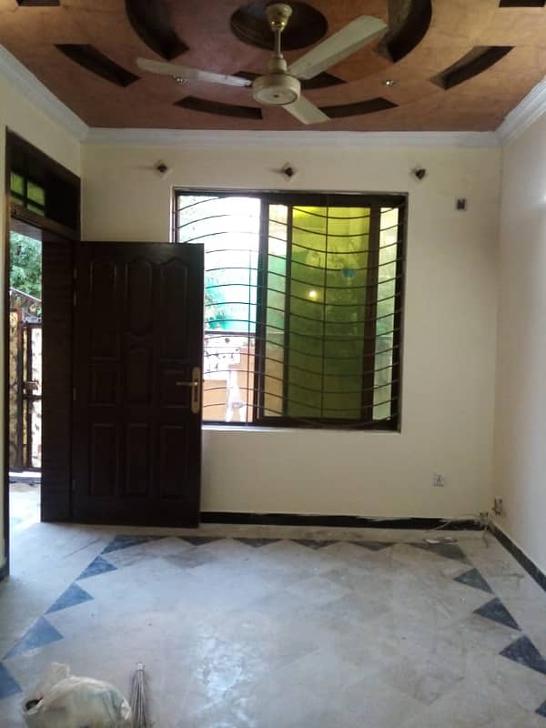 G11 5 Marla Ground Portion For rent 2