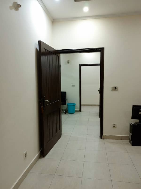 2 bedroom flat for rent in johar town G blok opposite Emporium for office 1