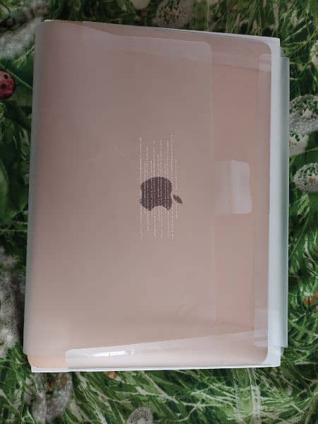 MacBook Air M1 with 8 Gb RAM 256 Gb super fast Apple SSD 3