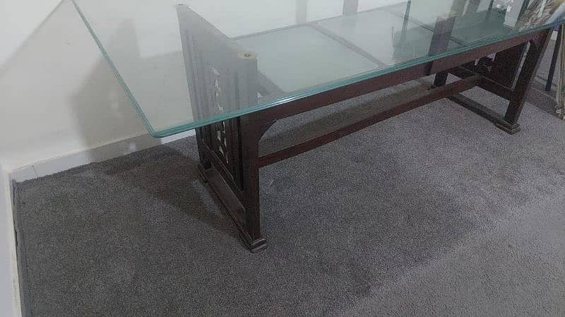 6 seater dining table 0