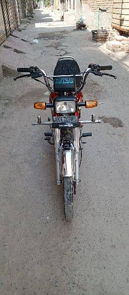 Honda cd70cc. 7