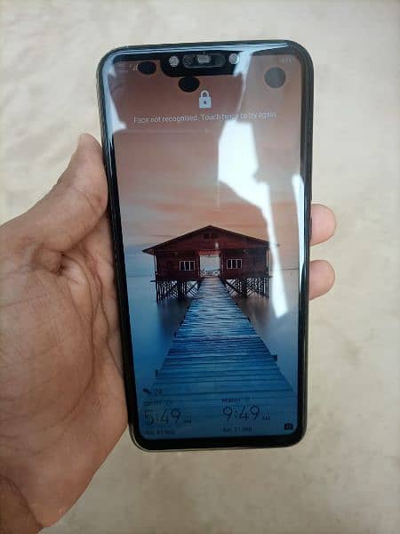 Huawei nova 3i 4