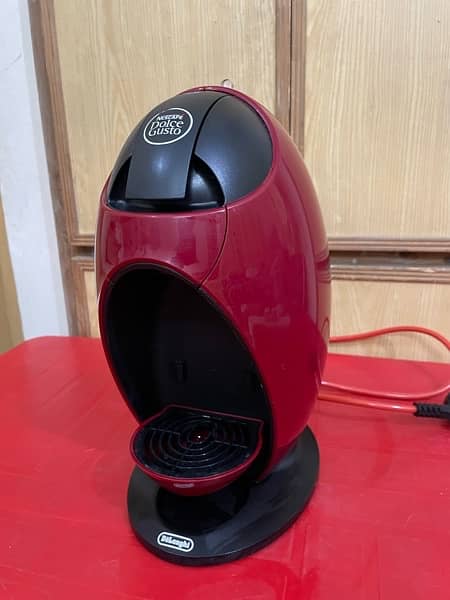 Nescafe Dolce Gusto Delonghi coffee machine / Imported 1