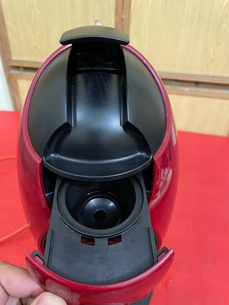 Nescafe Dolce Gusto Delonghi coffee machine / Imported 6