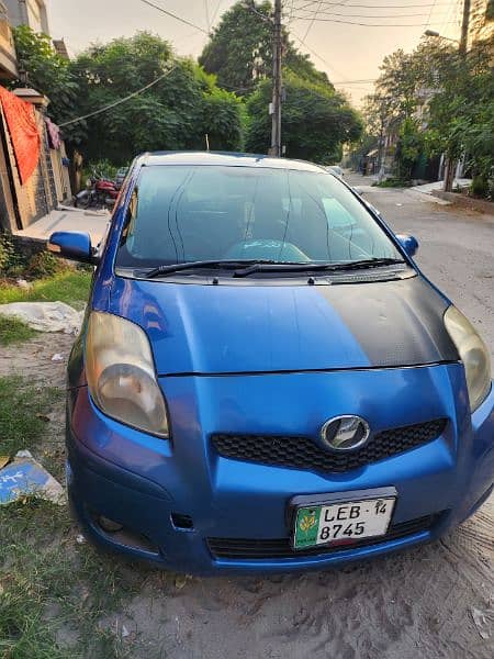 Toyota Vitz 2009 model 2014 registered 5