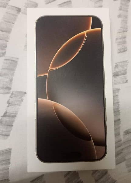 iPhone 16 Pro Max 256GB Desert Titanium 0