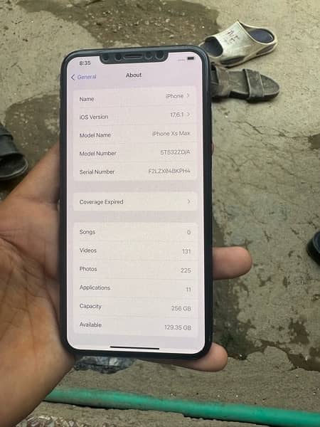 IPHONE Xs max 256 gb 81 health 10/10 condition 7