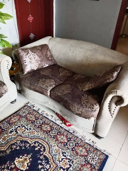 7 seater beautiful sofa 4