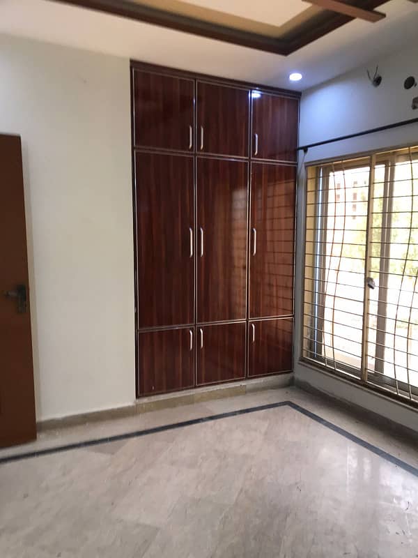 5 MARLA UPPER PORTION AVAILABLE FOR RENT 16