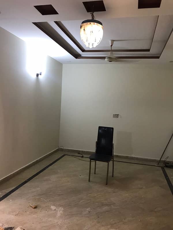 5 MARLA UPPER PORTION AVAILABLE FOR RENT 18