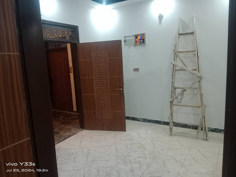 2 BED + 1 LOUNCH FLAT FOR SALE IN NEW BUILDING AZIZ CLASSIC CORNER SECTOR 5C/2 NORTH KARACHI 13